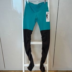 ALO yoga goddess leggings